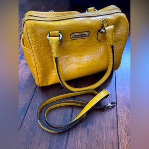 Yellow croc handbag (faux)